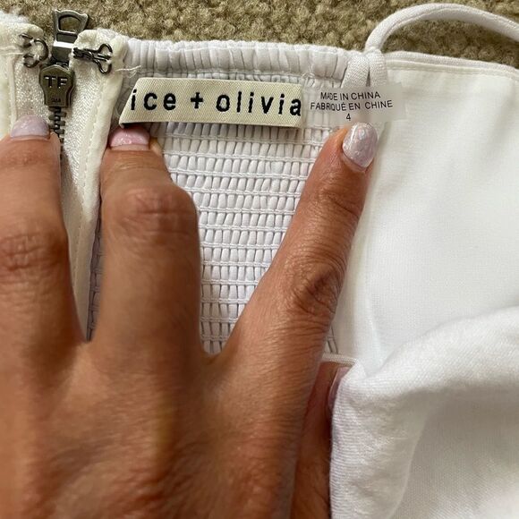 alice + olivia Melvina Baby-doll Dress Size 4 NWOT - Picture 8 of 13